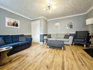 Lounge- click for photo gallery